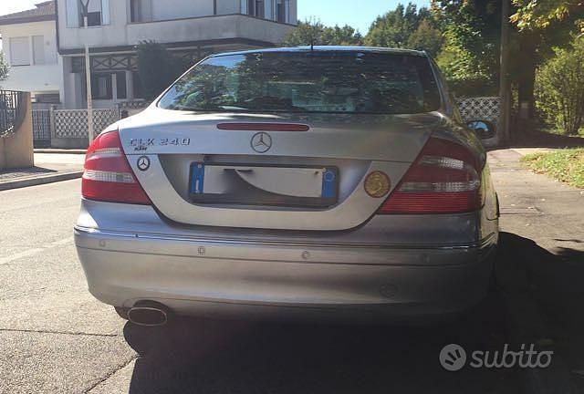 Usata Mercedes CLK240 2002 Grigio Coupé