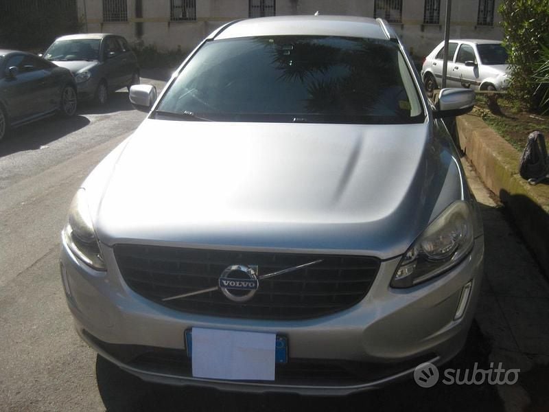 Usata Volvo XC60 2016 Grigio SUV