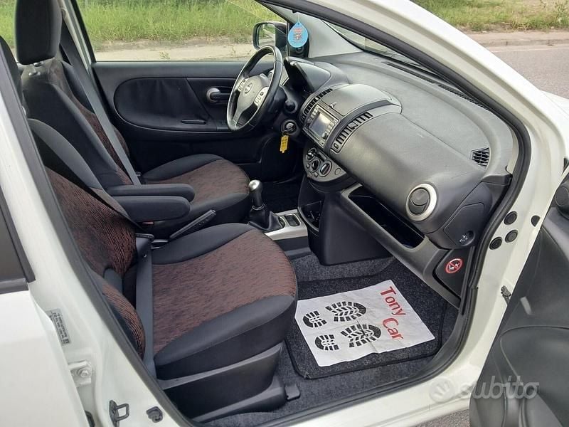 Usata Nissan Note N-TEC 88 CV (64 kW) 2009 Bianco Utilitaria