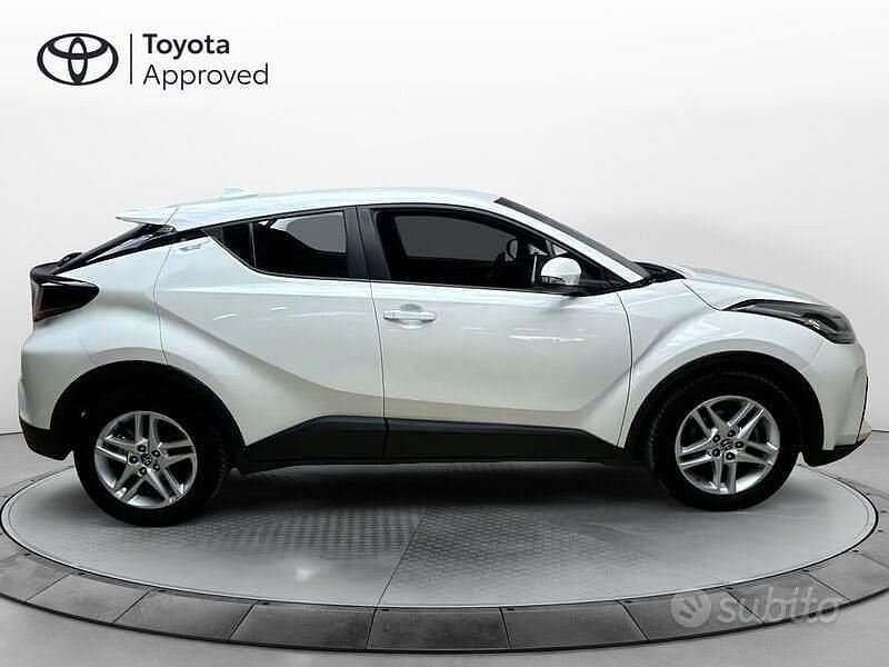 Usata Toyota C-HR Active 2022 Bianco SUV