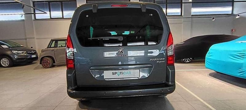 Usata Peugeot TePee Outdoor 99 CV (72 kW) 2018 Grigio Monovolume