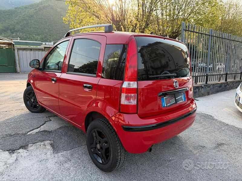 Usata Fiat Panda Easy 75 CV (55 kW) 2010 Rosso Utilitaria