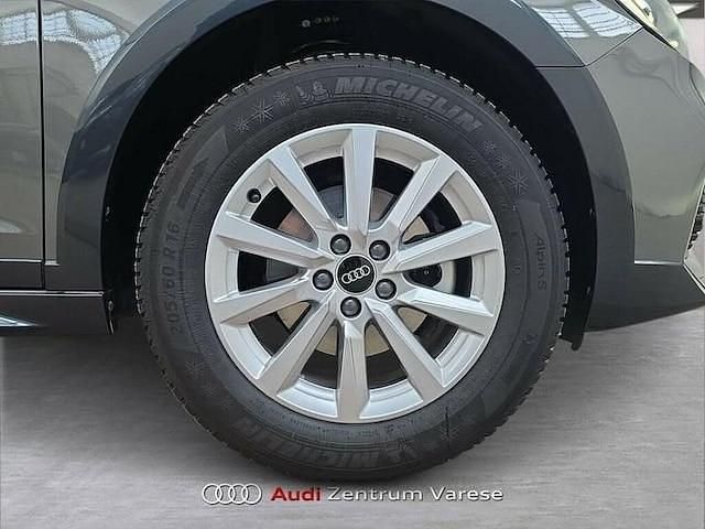 Usata Audi A1 Business 116 CV (85 kW) 2025 Grigio chronos SUV