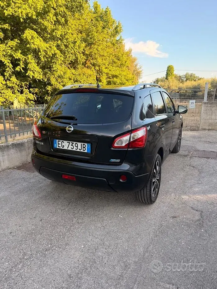 Usata Nissan Qashqai 110 CV (80 kW) 2012 Nero SUV
