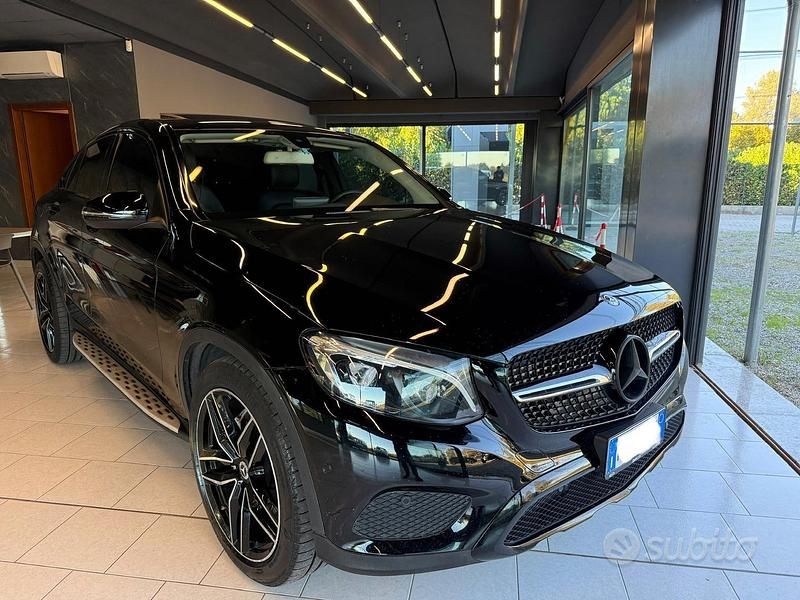 Usata Mercedes GLC220 Premium 169 CV (124 kW) 2017 Nero Coupé