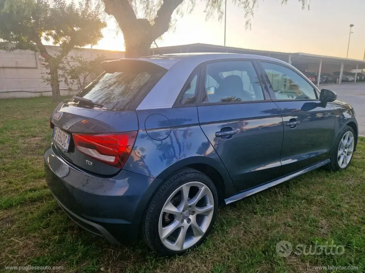 Käytetty Audi A1 S-Line 90 HP (66 kW) 2017 Sininen Viistoperä