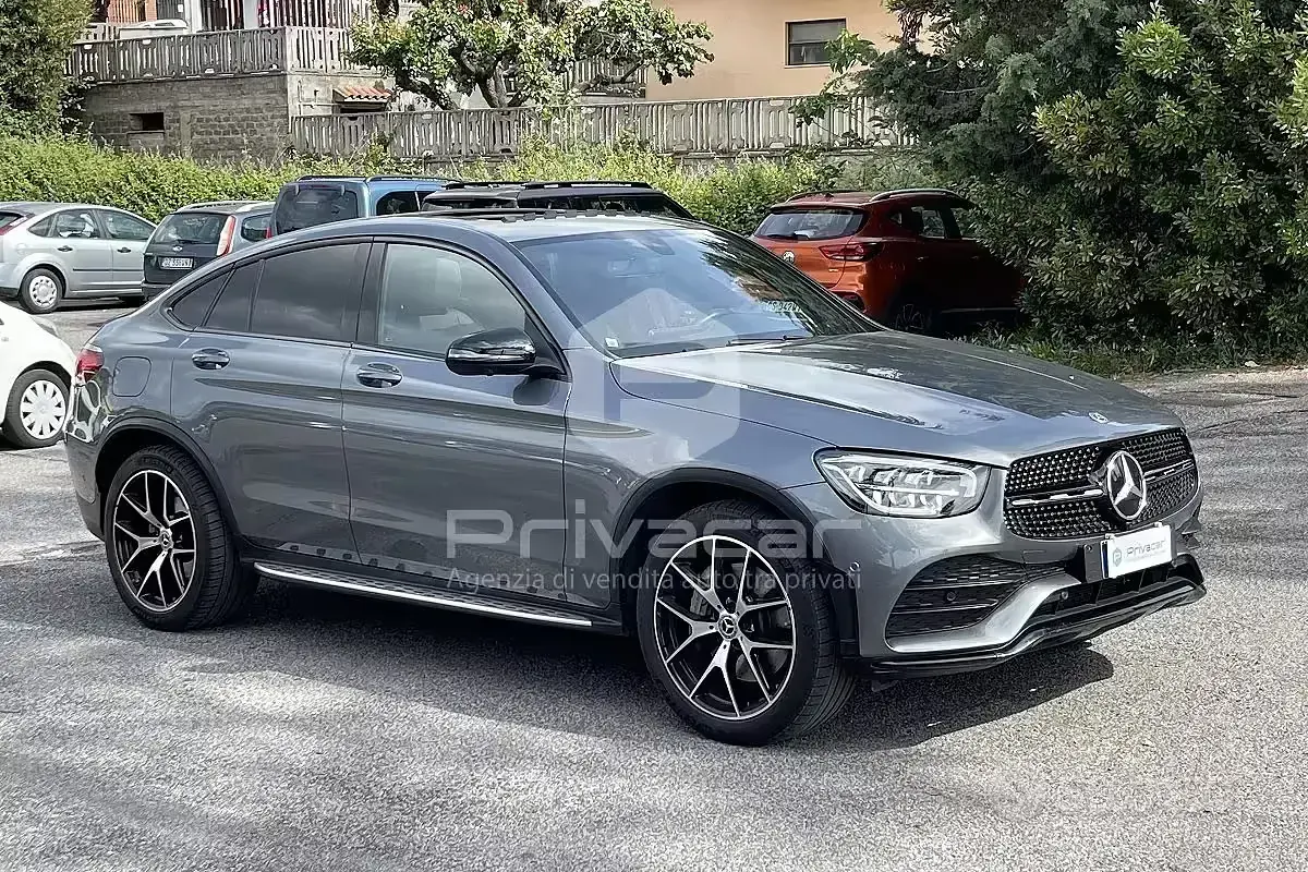 Begagnad Mercedes GLC300 Premium Plus 245 HK (180 kW) 2022 Grå Sportkupé