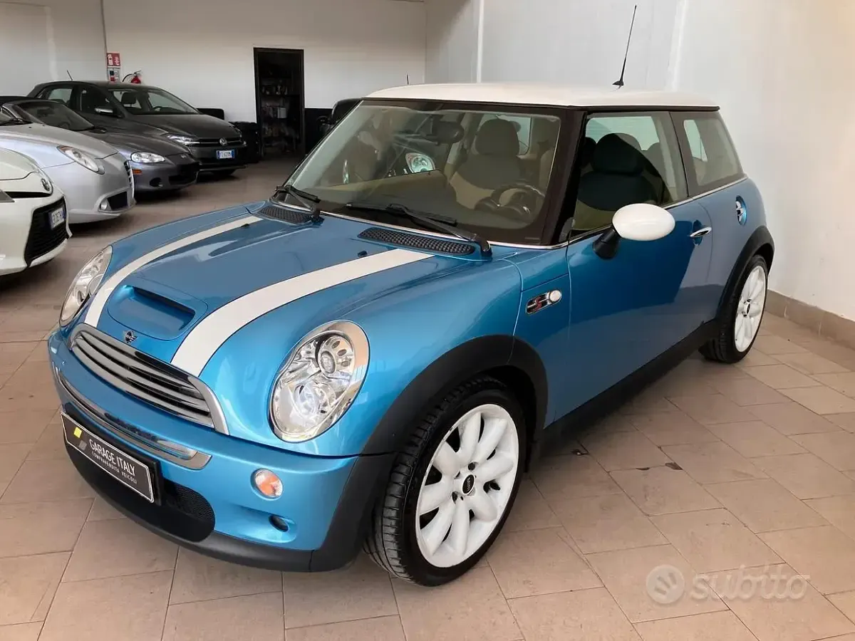 Usata Mini Cooper S 170 CV (125 kW) 2004 Bluazzurro Utilitaria