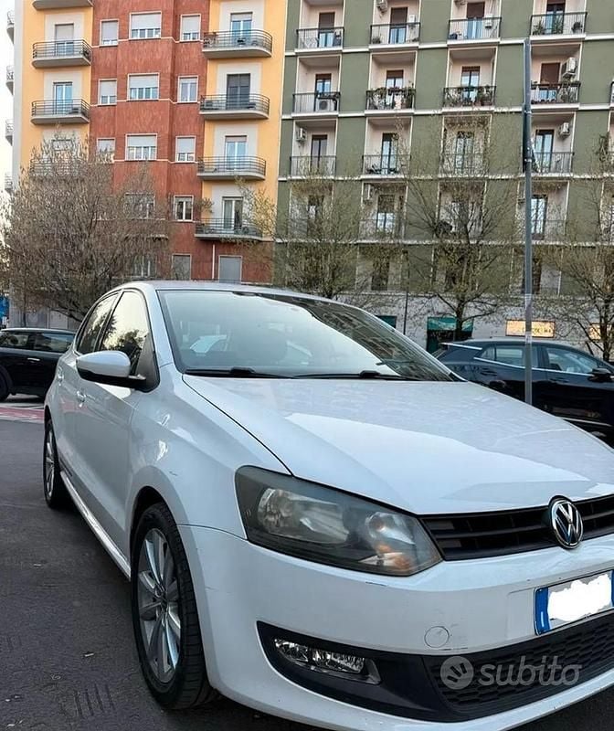 Usata VW Polo 60 CV (44 kW) 2012 Bianco Utilitaria