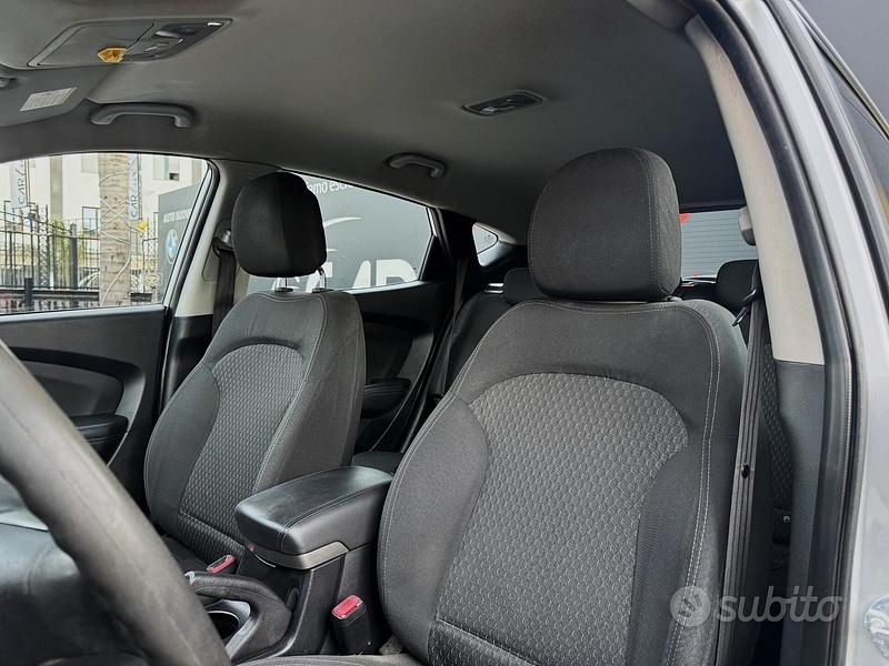 Usata Hyundai ix35 Comfort 135 CV (99 kW) 2011 Grigio SUV