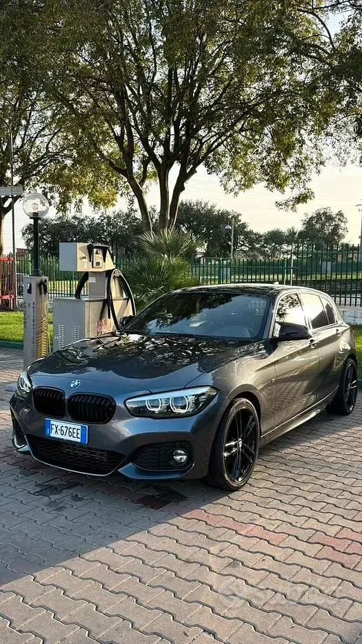 Usata BMW 120 M Sport 190 CV (139 kW) 2019 Grigio Utilitaria