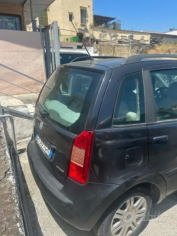 Usata Fiat Idea 69 CV (50 kW) 2005 Nero Monovolume
