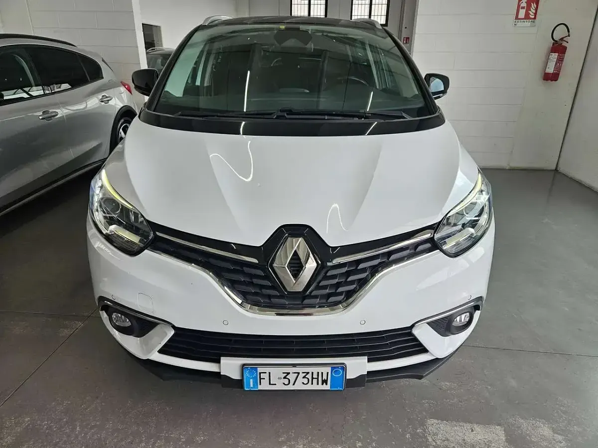 Usata Renault Grand Scénic IV Bose Edition 110 CV (80 kW) 2017 Bianco Monovolume