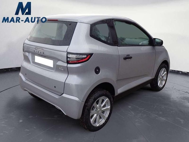 Nuova Aixam City 2026 Argento Utilitaria