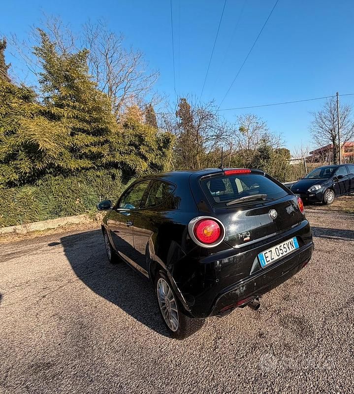 Usata Alfa Romeo MiTo 78 CV (57 kW) 2015 Nero Utilitaria