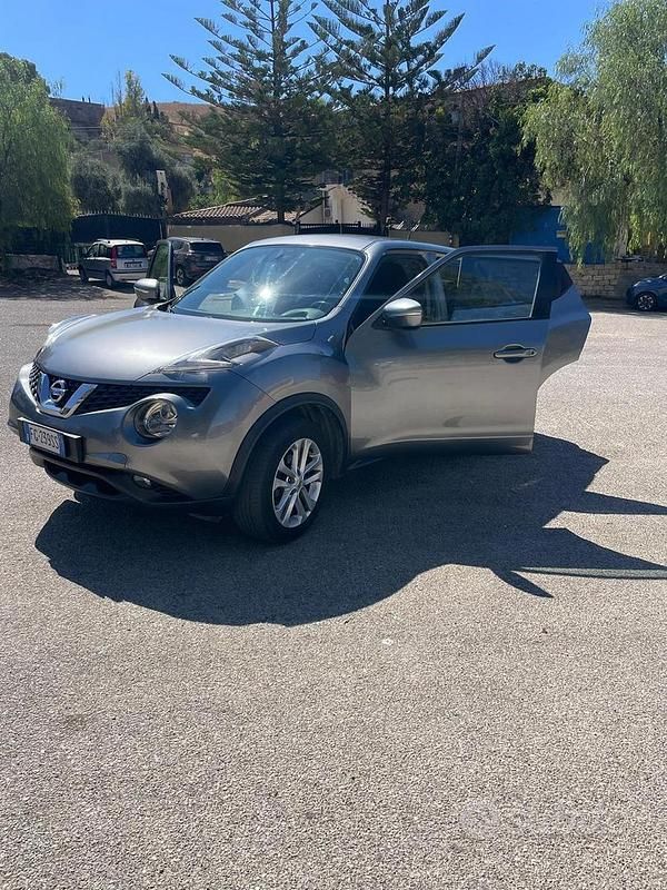 Usata Nissan Juke 110 CV (80 kW) 2016 Grigio SUV