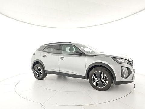 Usado Peugeot 2008 Allure 102 HP (75 kW) 2025 SUV