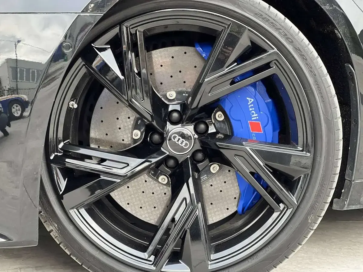 Usata Audi RS6 Ambiente 600 CV (441 kW) 2021 Black mythos Station wagon