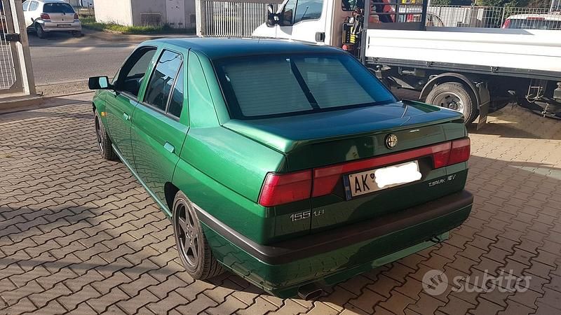 Usata Alfa Romeo 155 140 CV (102 kW) 1996 Verde Berlina