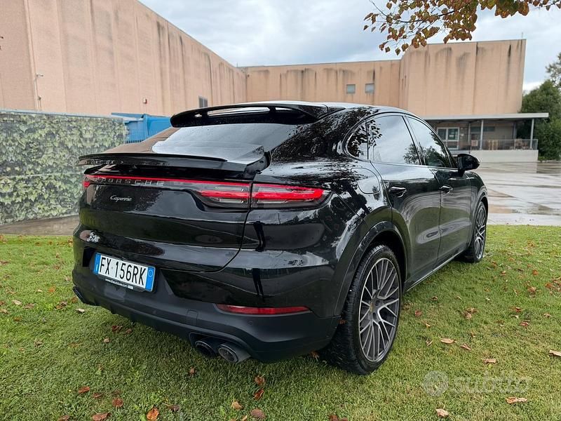 Usata Porsche Cayenne 340 CV (250 kW) 2020 Nero SUV
