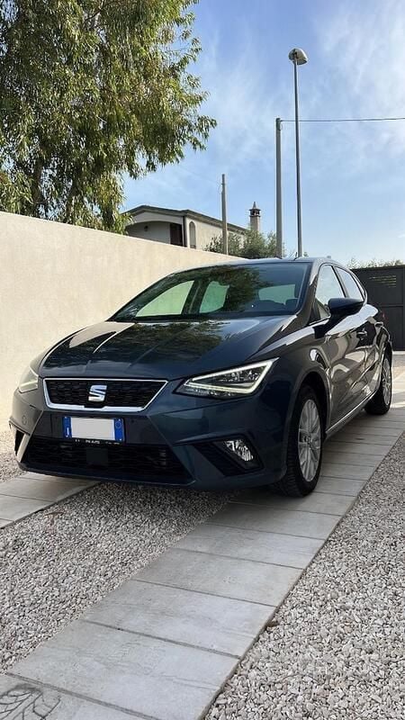Grigio Usata 2020 Seat Ibiza Due volumi | 17.500 € - Immagine 1/4