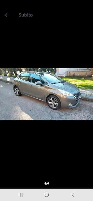 Usata Peugeot 208 Active 82 CV (60 kW) 2014 Utilitaria