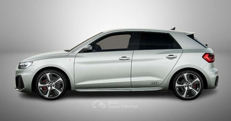 Usata Audi A1 S-Line 207 CV (152 kW) 2025 Argento SUV