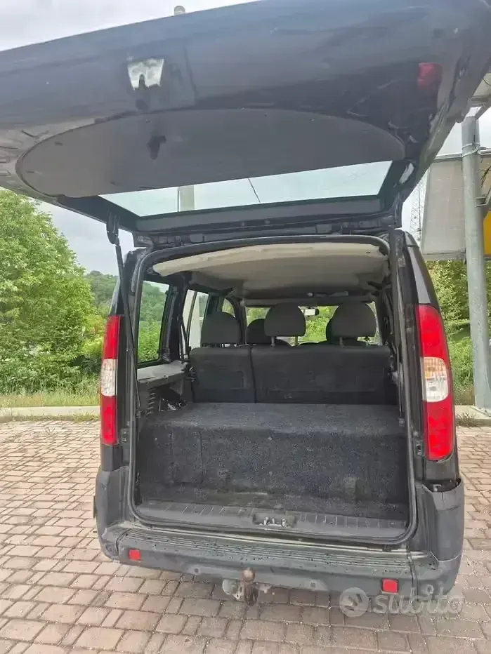 Usata Fiat Doblò Active 103 CV (75 kW) 2008 Nero Monovolume