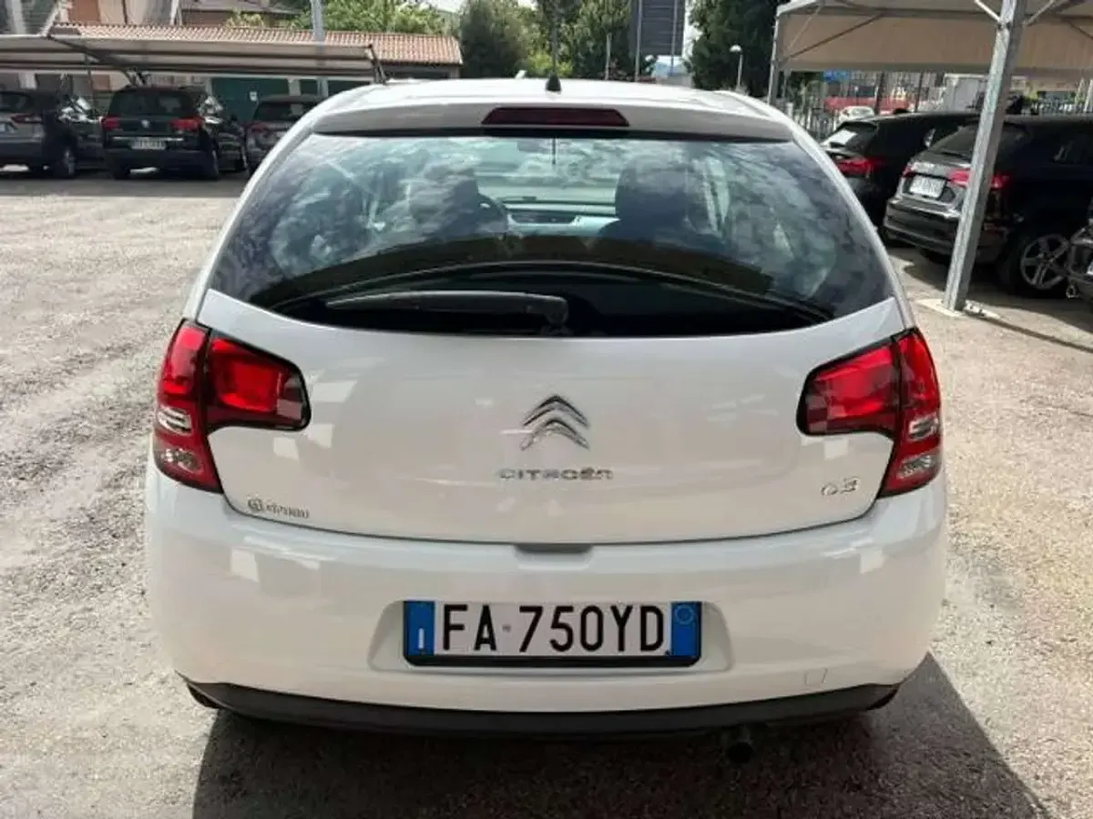 Usata Citroën C3 SELECTION 68 CV (50 kW) 2012 Bianco Berlina