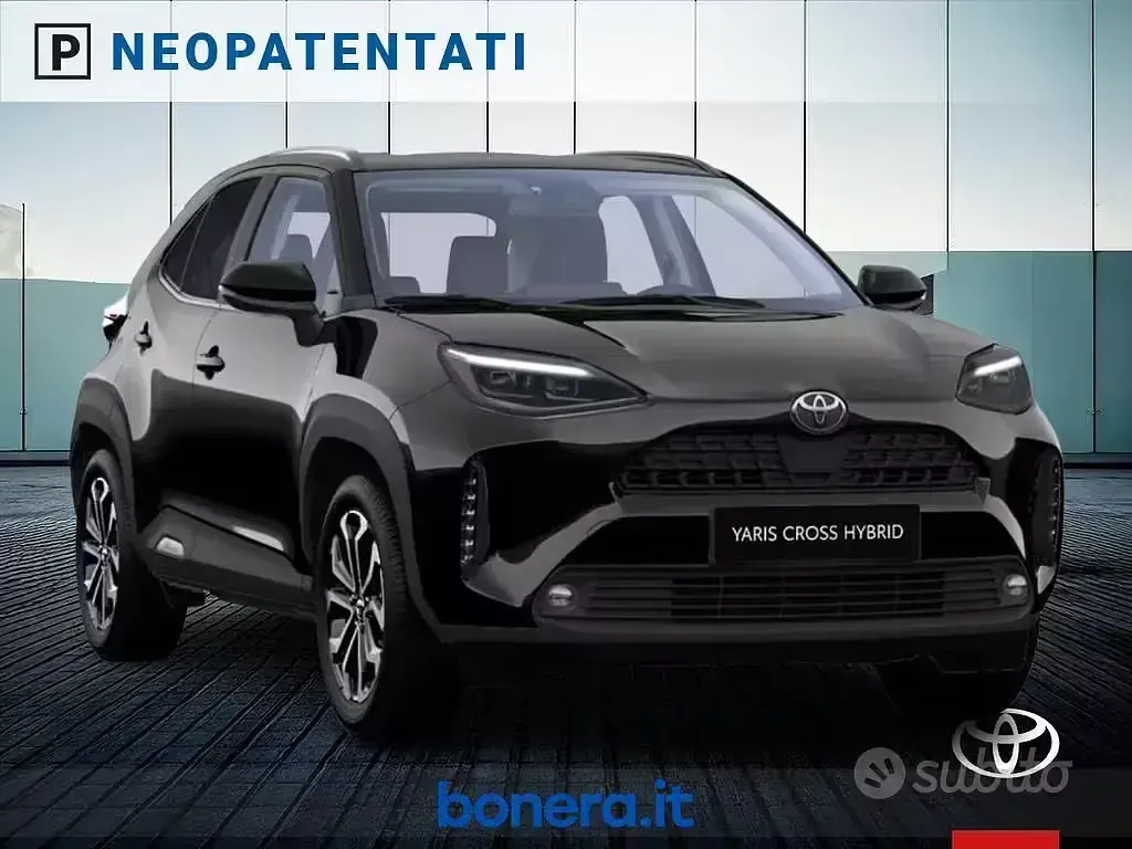Nuova Toyota Yaris Cross Trend 130 CV (95 kW) 2026 Nero SUV