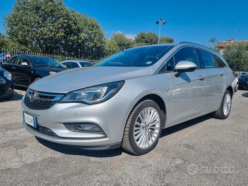 Usata Opel Astra Business 136 CV (100 kW) 2018 Grigio Station wagon