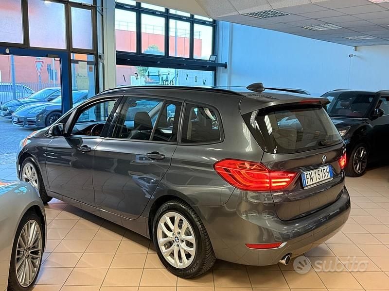 Usata BMW 218 Gran Tourer Luxury Line 150 CV (110 kW) 2018 Grigio Monovolume
