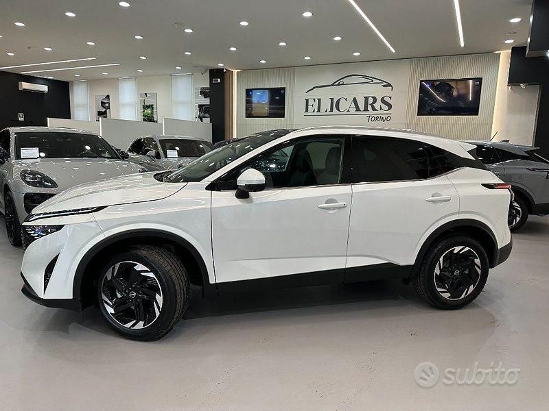 Neu Nissan Qashqai N-Connecta 158 PS (116 kW) 2025 Weiß SUV