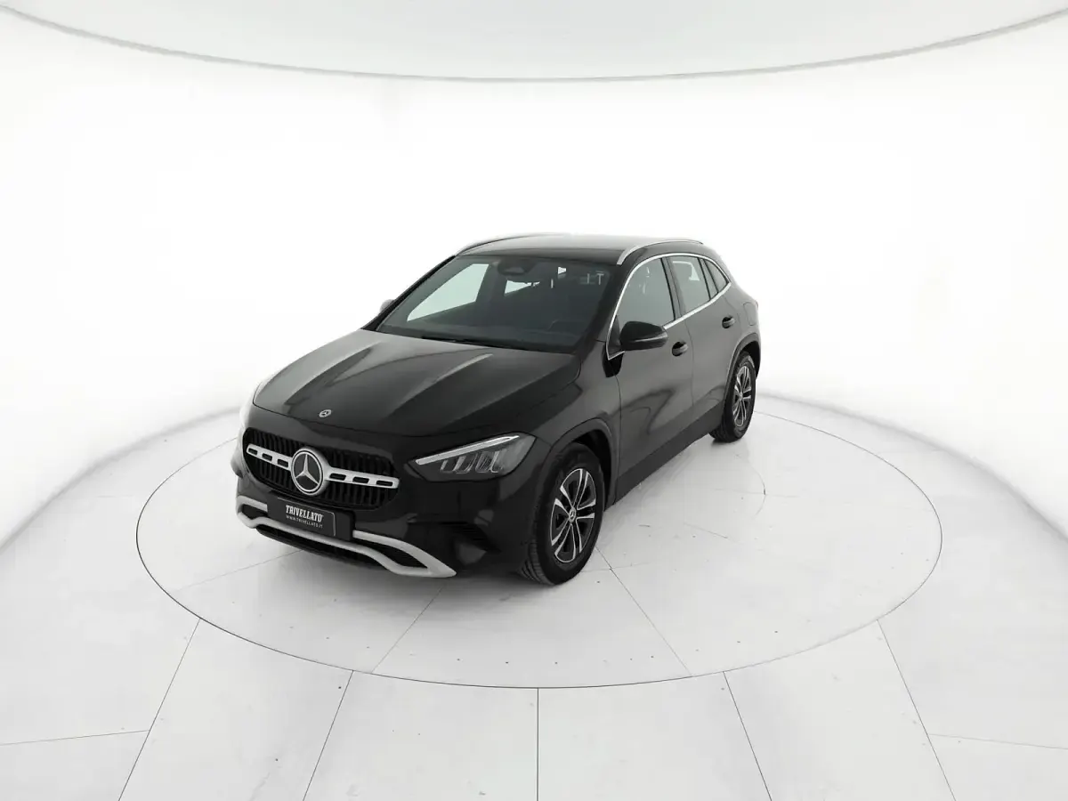 Usata Mercedes GLA180 Executive 116 CV (85 kW) 2024 SUV