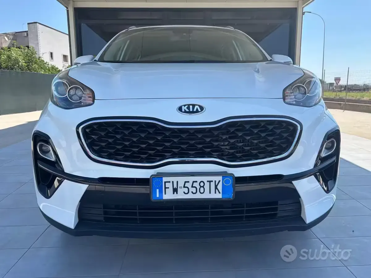Usata Kia Sportage 115 CV (84 kW) 2019 Bianco SUV