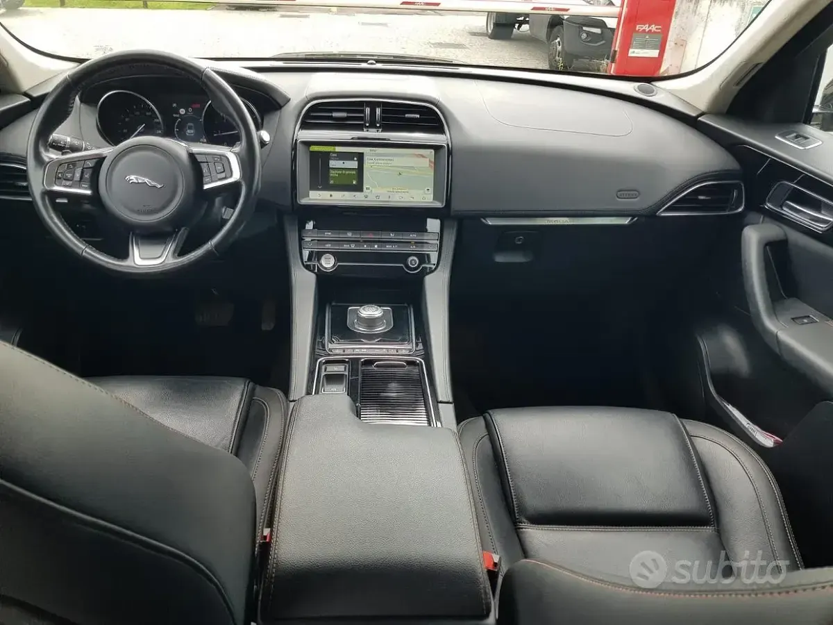 Occasion Jaguar F-Pace 180 ch (132 kW) 2020 Noir SUV