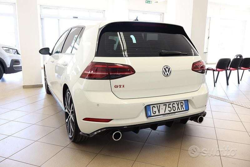Usata VW Golf VII GTI 245 CV (180 kW) 2019 Bianco Berlina