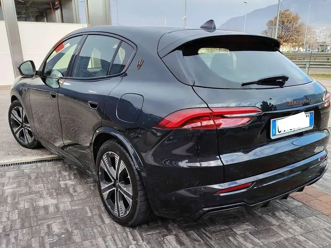 Usata Maserati Grecale Folgore 136 kW (185 CV) 2025 Nero SUV