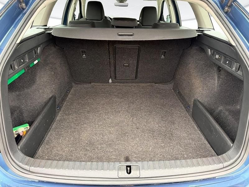 Usata Skoda Octavia Executive 150 CV (110 kW) 2020 Blu Station wagon