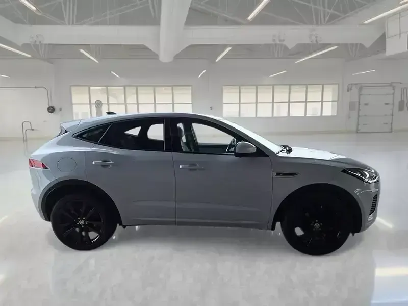 Usata Jaguar E-Pace R-Dynamic 149 CV (109 kW) 2020 SUV