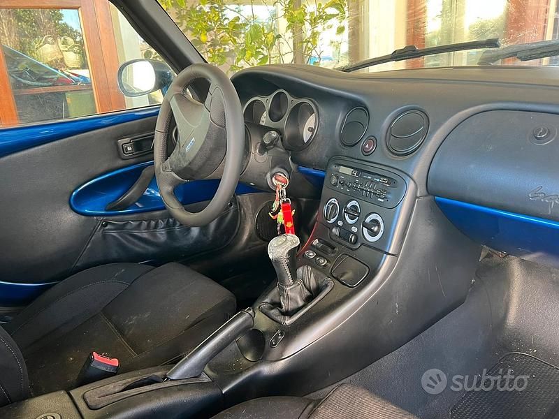 Usata Fiat Barchetta 130 CV (95 kW) 1995 Blu Cabrio