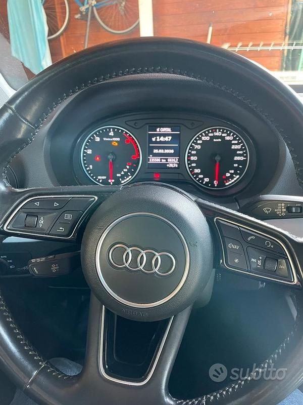 Usata Audi Q2 116 CV (85 kW) 2018 Nero SUV