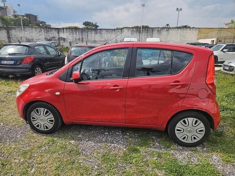 Usata Opel Agila Enjoy 65 CV (47 kW) 2009 Rosso Utilitaria