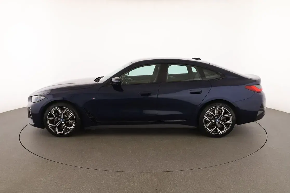 Usata BMW i4 M Sport 250 kW (340 CV) 2022 Blu Berlina
