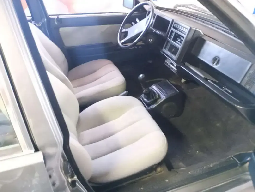 Usata Lancia Delta 77 CV (56 kW) 1986 Utilitaria