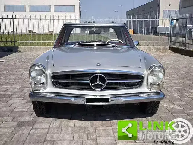 Usata Mercedes SL280 194 CV (142 kW) 1960 Grigio Utilitaria