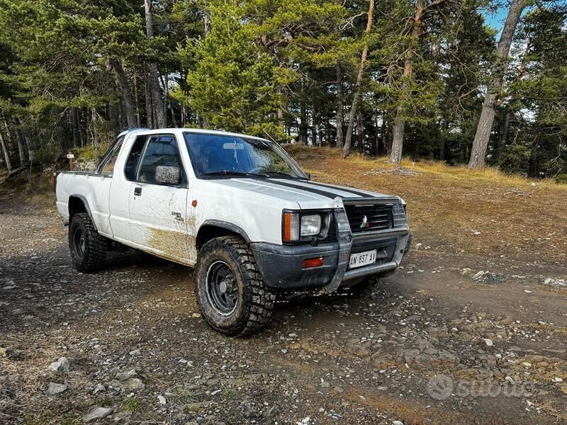 Usata 1996 Mitsubishi L200 Pick-up | 11.000 € - Immagine 1/4