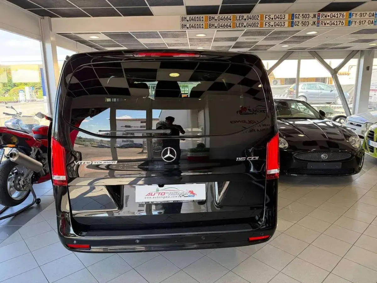 Usata Mercedes Vito 163 CV (119 kW) 2024 Nero Furgone