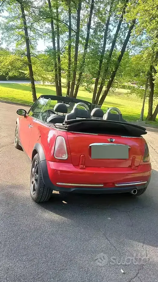 Usata Mini Cooper Cabriolet 120 CV (88 kW) 2008 Rosso Cabrio
