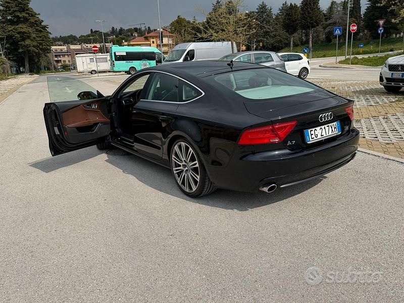 Usata Audi A7 245 CV (180 kW) 2013 Nero Utilitaria